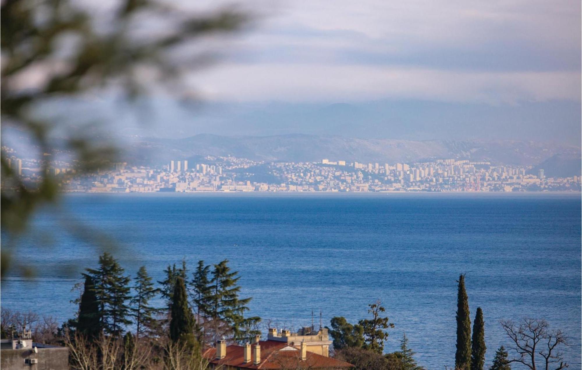 Nice Apartment In Lovran With House Sea View Εξωτερικό φωτογραφία